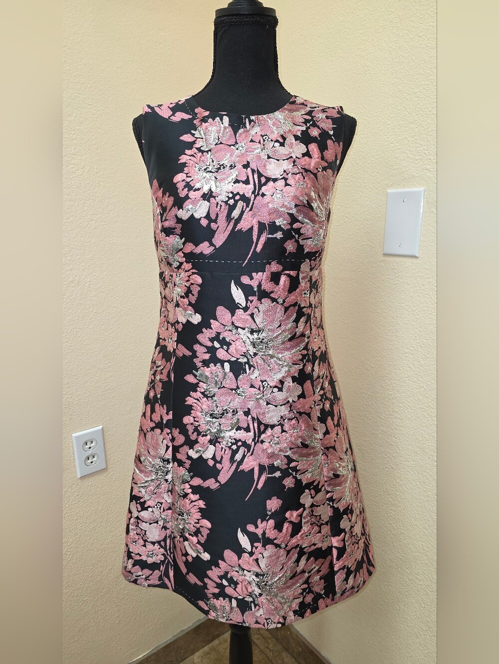 Dolce & Gabbana Floral Jaquard Sleeveless Dress
